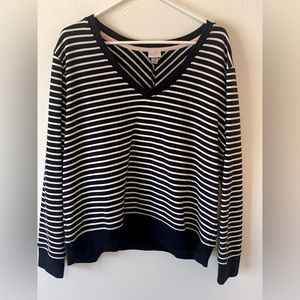 A New Day navy and white, v-neck sweatshirt. XXL